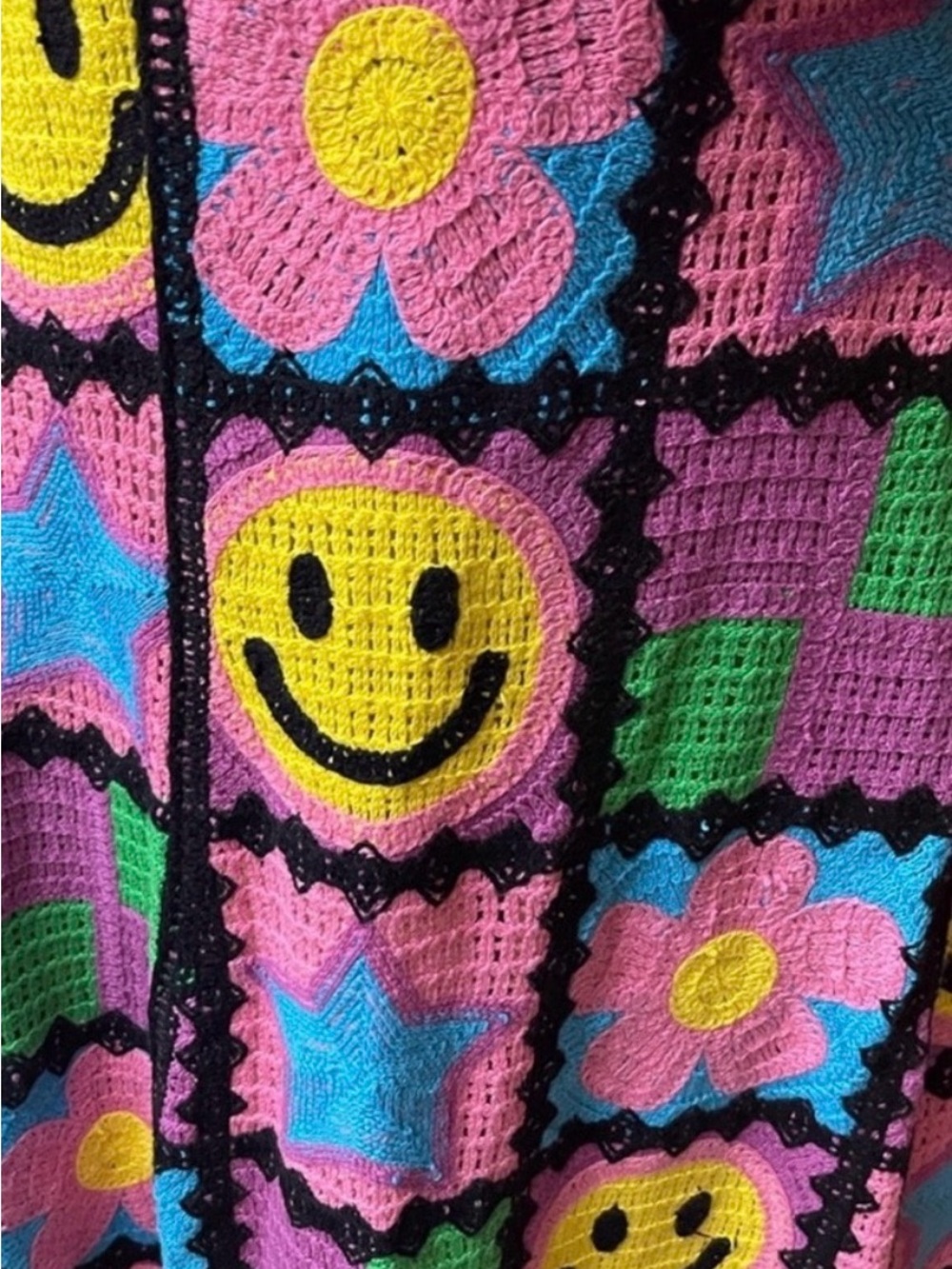 Delia*s Women’s XS/S Bestie Crochet Smiley & Flower Jacket - Picture 6 of 7